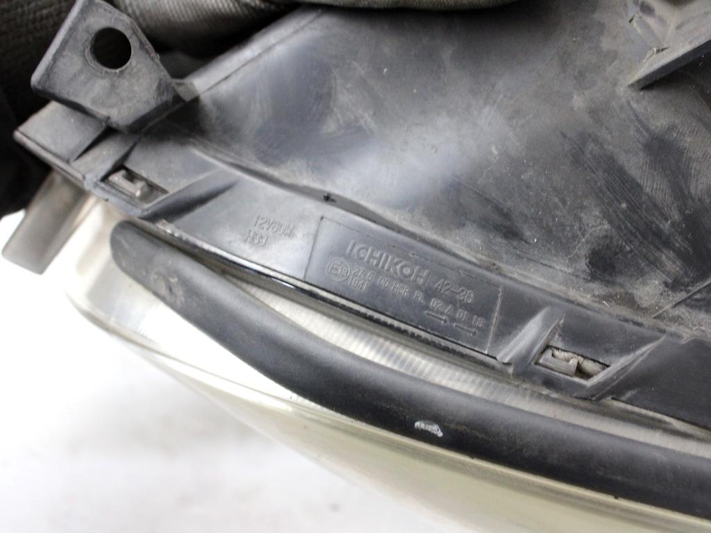 8117042311 FARO FANALE ANTERIORE SINISTRO TOYOTA RAV4 2.2 D 4X4 100KW 6M 5P (2008) RICAMBIO USATO 