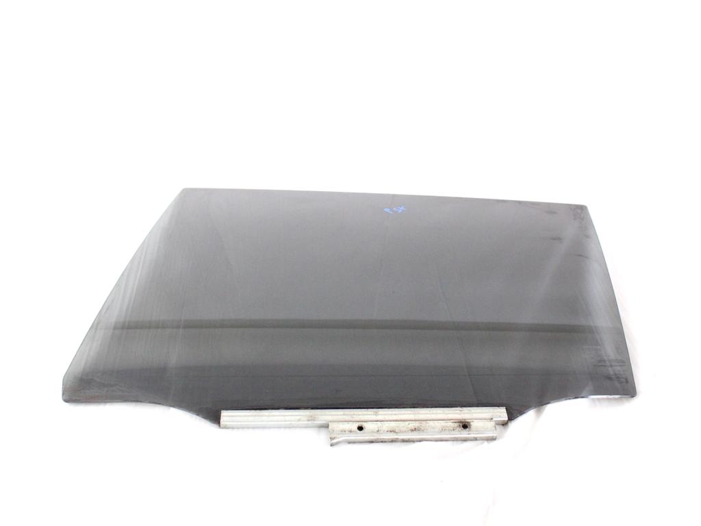 6810442130 VETRO SCENDENTE PORTA POSTERIORE SINISTRA TOYOTA RAV4 2.2 D 4X4 100KW 6M 5P (2008) RICAMBIO USATO 