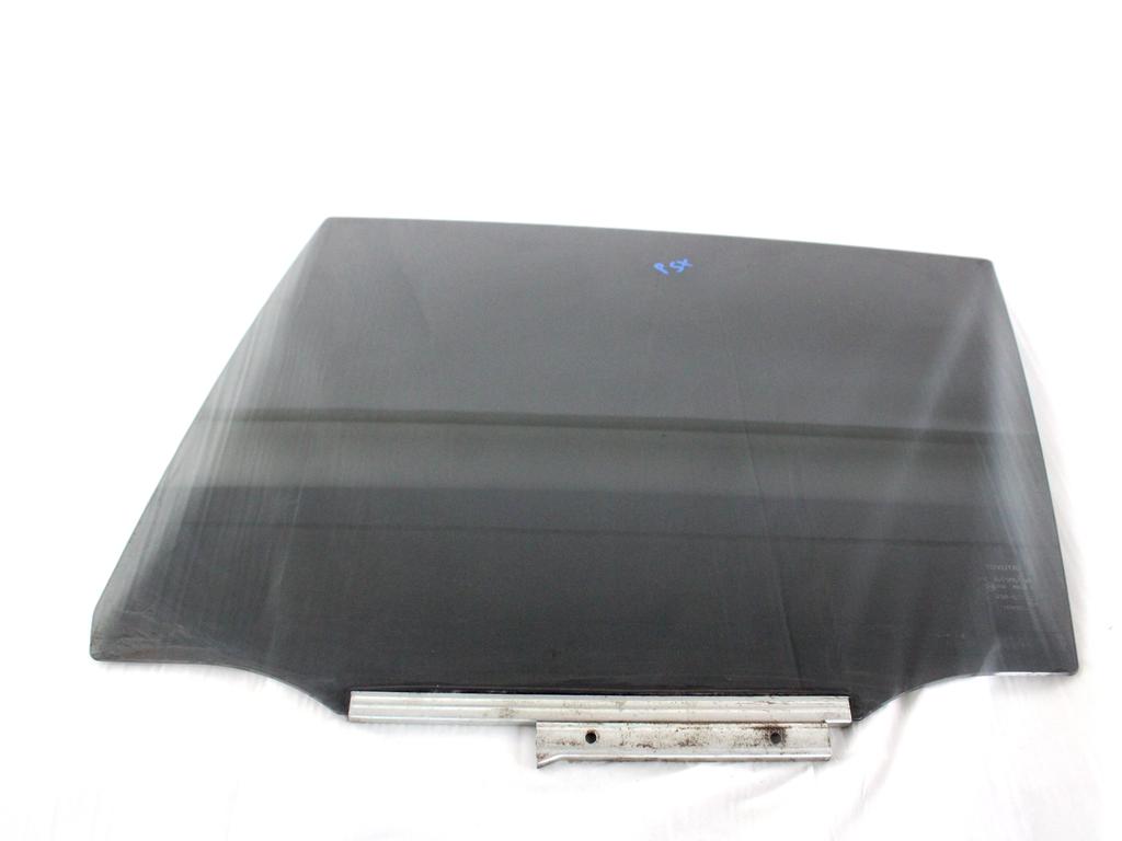 6810442130 VETRO SCENDENTE PORTA POSTERIORE SINISTRA TOYOTA RAV4 2.2 D 4X4 100KW 6M 5P (2008) RICAMBIO USATO 