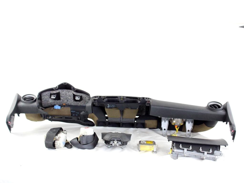 89170-42201 KIT AIRBAG TOYOTA RAV4 2.2 D 4X4 100KW 6M 5P (2008) RICAMBIO USATO CON PRETENSIONATORI CINTURE DI SICUREZZA, CENTRALINA AIRBAG, AIRBAG VOLANTE GUIDATORE, AIRBAG PASSEGGERO, CRUSCOTTO 4513042100B0 7322042140B2 7321042320B2 7396042010