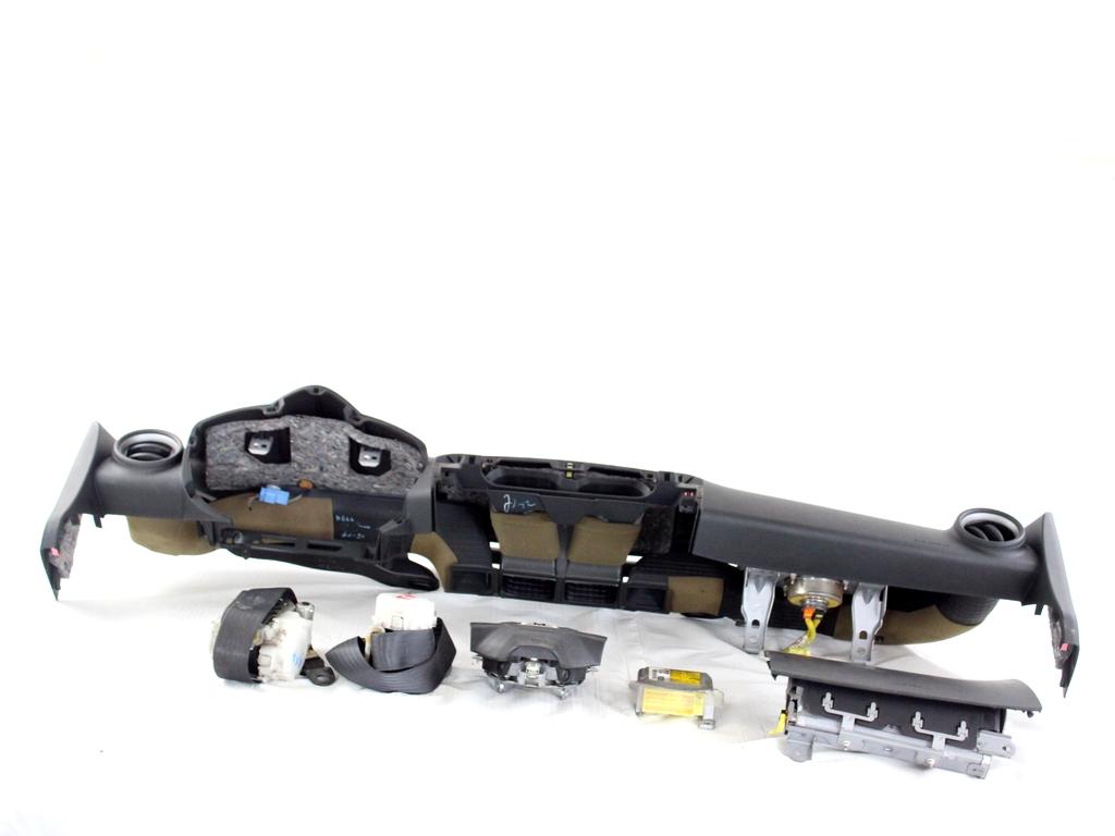 89170-42201 KIT AIRBAG TOYOTA RAV4 2.2 D 4X4 100KW 6M 5P (2008) RICAMBIO USATO CON PRETENSIONATORI CINTURE DI SICUREZZA, CENTRALINA AIRBAG, AIRBAG VOLANTE GUIDATORE, AIRBAG PASSEGGERO, CRUSCOTTO 4513042100B0 7322042140B2 7321042320B2 7396042010