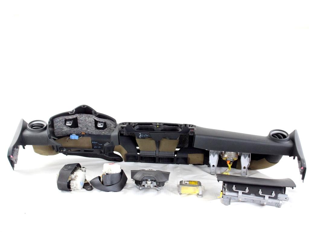 89170-42201 KIT AIRBAG TOYOTA RAV4 2.2 D 4X4 100KW 6M 5P (2008) RICAMBIO USATO CON PRETENSIONATORI CINTURE DI SICUREZZA, CENTRALINA AIRBAG, AIRBAG VOLANTE GUIDATORE, AIRBAG PASSEGGERO, CRUSCOTTO 4513042100B0 7322042140B2 7321042320B2 7396042010