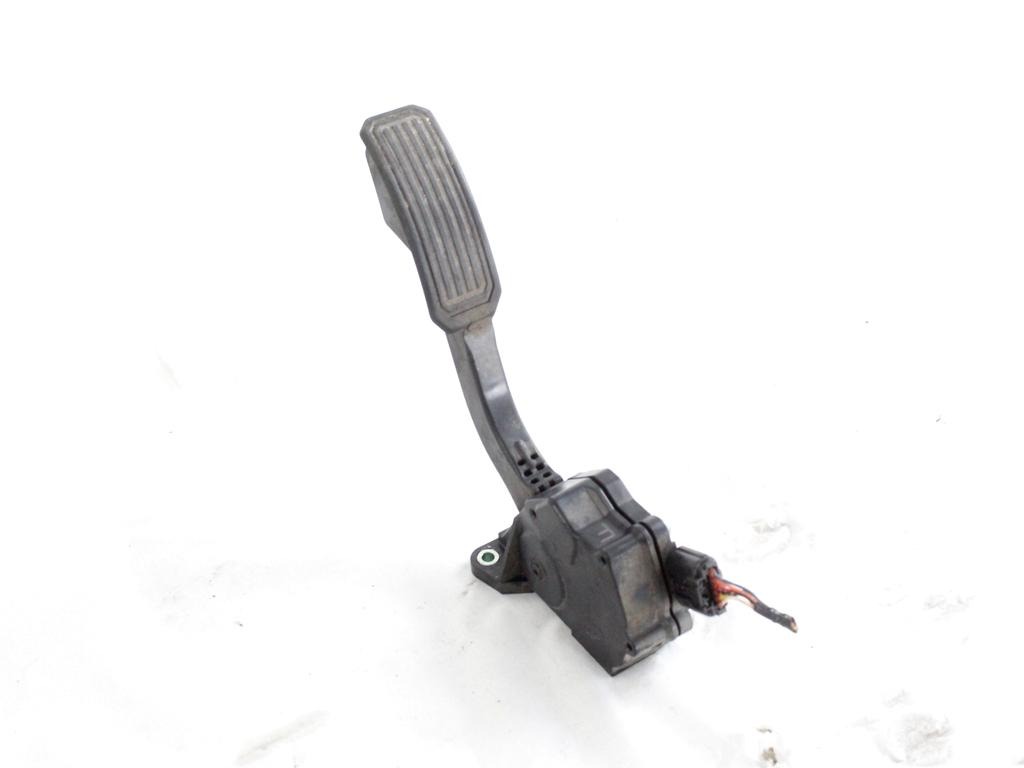 78110-42010 PEDALE ACCELERATORE TOYOTA RAV4 2.2 D 4X4 100KW 6M 5P (2008) RICAMBIO USATO 