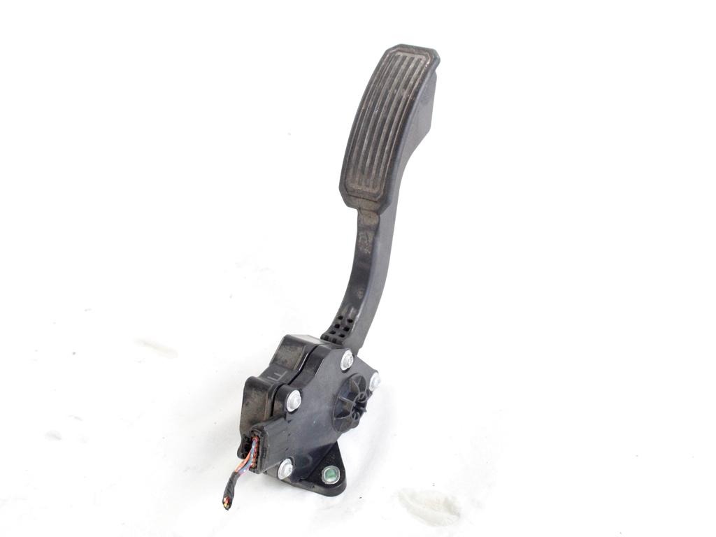 78110-42010 PEDALE ACCELERATORE TOYOTA RAV4 2.2 D 4X4 100KW 6M 5P (2008) RICAMBIO USATO 