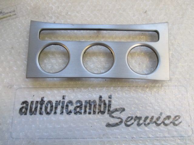 ARMATURNA PLO?CA OEM N. 3C0863100 ORIGINAL REZERVNI DEL VOLKSWAGEN PASSAT B6 3C2 3C5 BER/SW (2005 - 09/2010)  DIESEL LETNIK 2008