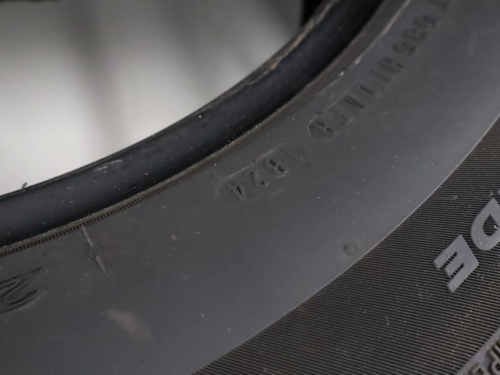 225/65 R17 102H NEXEN NFERA SPORT SUV 7,14MM A0222 PNEUMATICI ESTIVI (QUANTITA' 4 GOMME)