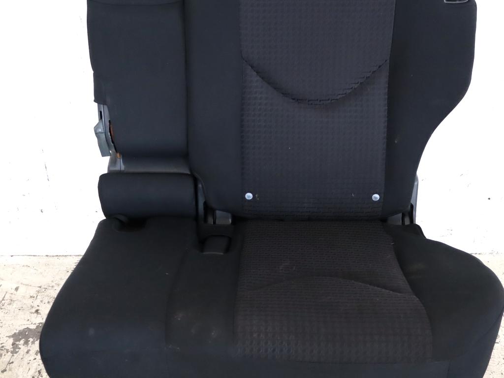 7101842100 SEDILE POSTERIORE SDOPPIATO LATO SINISTRO TOYOTA RAV4 2.2 D 4X4 100KW 6M 5P (2008) RICAMBIO USATO 