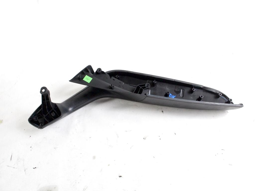 4G0867174 BRACCIOLO PANNELLO PORTA ANTERIORE DESTRA AUDI A6 C7 SW 2.0 D 130KW 6M 5P (2013) RICAMBIO USATO