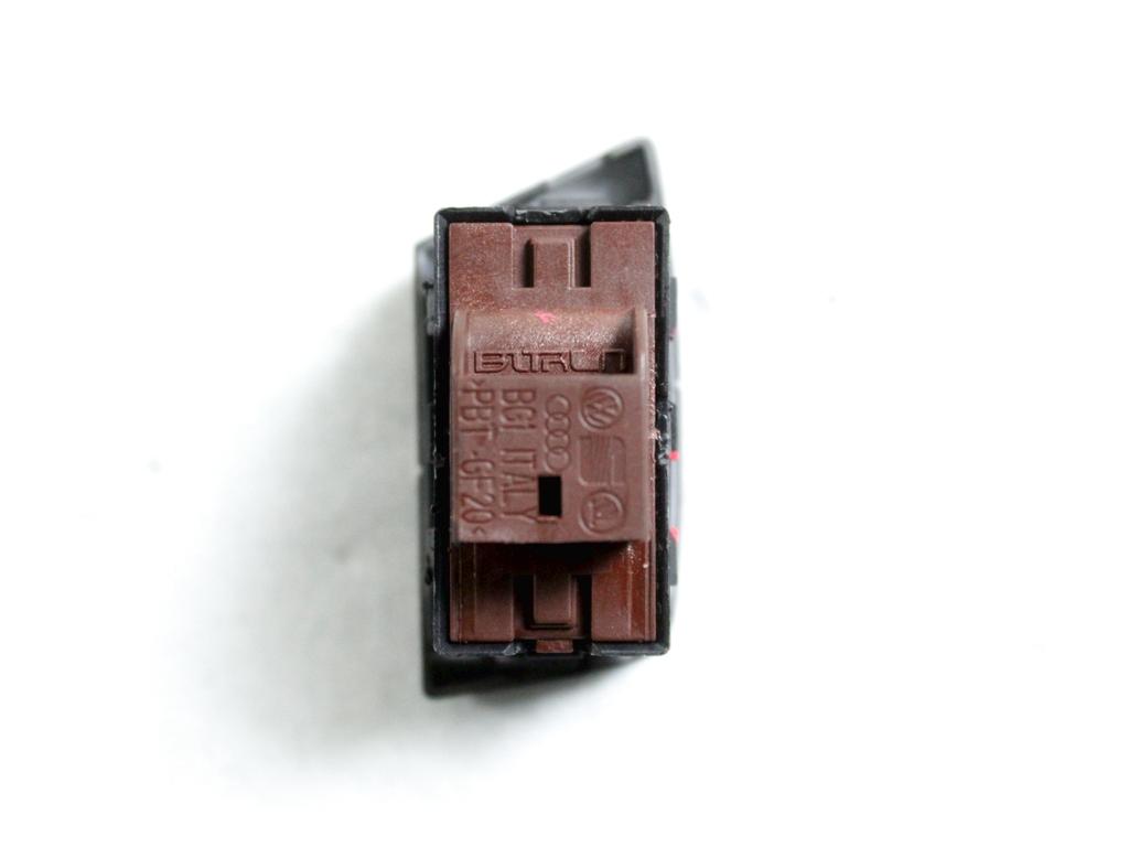 4G2962108 GRUPPO DI COMANDO CHIUSURA APERTURA INTERNA PORTE AUDI A6 C7 SW 2.0 D 130KW 6M 5P (2013) RICAMBIO USATO