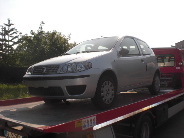 FIAT PUNTO CLASSIC 1.2 44KW 5M 3P (2010) RICAMBIO USATO 