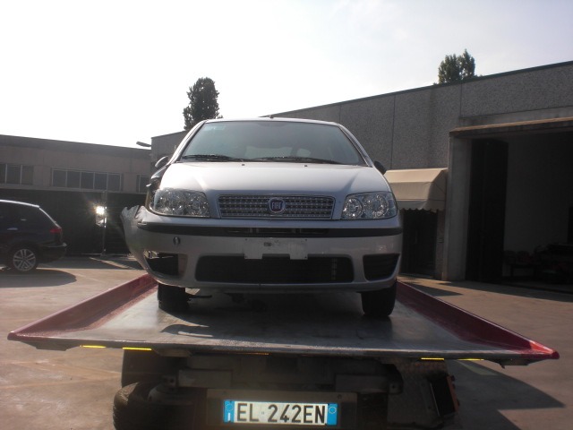 FIAT PUNTO CLASSIC 1.2 44KW 5M 3P (2010) RICAMBIO USATO 