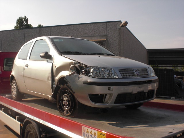 FIAT PUNTO CLASSIC 1.2 44KW 5M 3P (2010) RICAMBIO USATO 