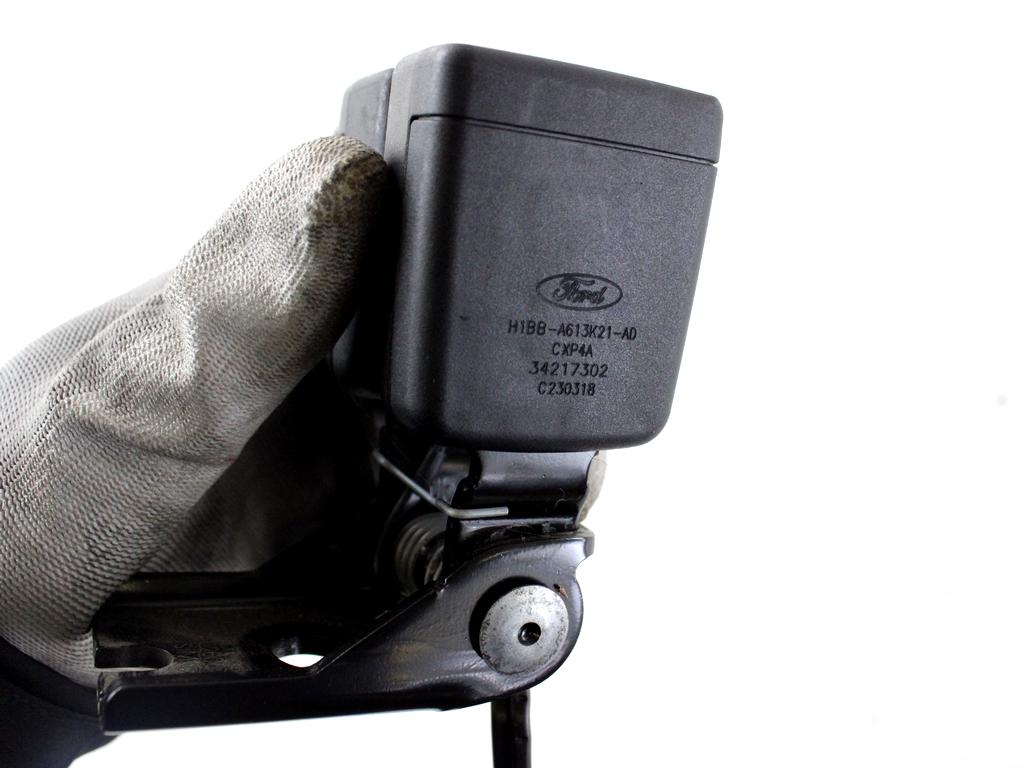 2102112 AGGANCIO STAFFA CINTURA DI SICUREZZA POSTERIORE SINISTRA FORD FIESTA 1.5 D 63KW 6M 5P (2018) RICAMBIO USATO