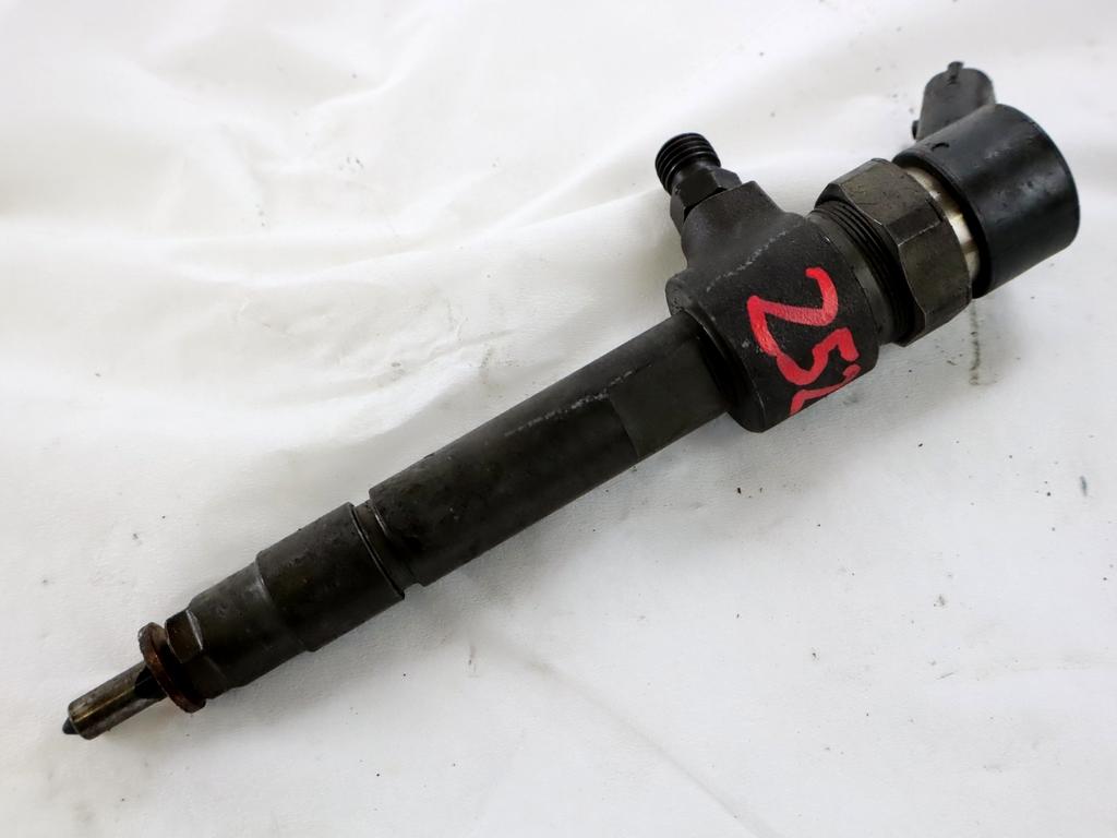 0445110119 INIETTORE DIESEL ALFA ROMEO 147 1.9 D 85KW 5M 5P (2003) RICAMBIO USATO 