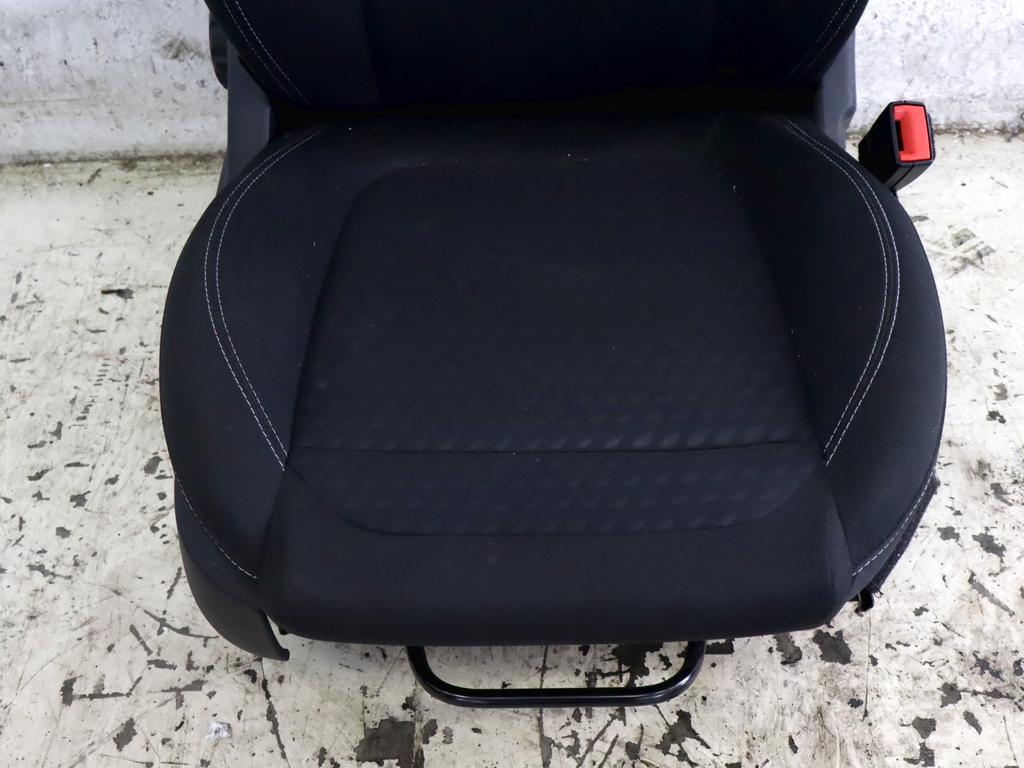 2706376 SEDILE ANTERIORE DESTRO PASSEGGERO FORD FIESTA 1.5 D 63KW 6M 5P (2018) RICAMBIO USATO