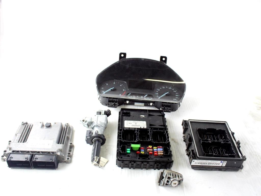 HA6A-12A650-VB KIT ACCENSIONE AVVIAMENTO FORD FIESTA 1.5 D 63KW 6M 5P (2018) RICAMBIO USATO CON CENTRALINA MOTORE, QUADRO STRUMENTI CONTACHILOMETRI, BLOCCHETTI ACCENSIONE APERTURA CON CHIAVE HU5T-15604-ECN H1BT-14D068-CG