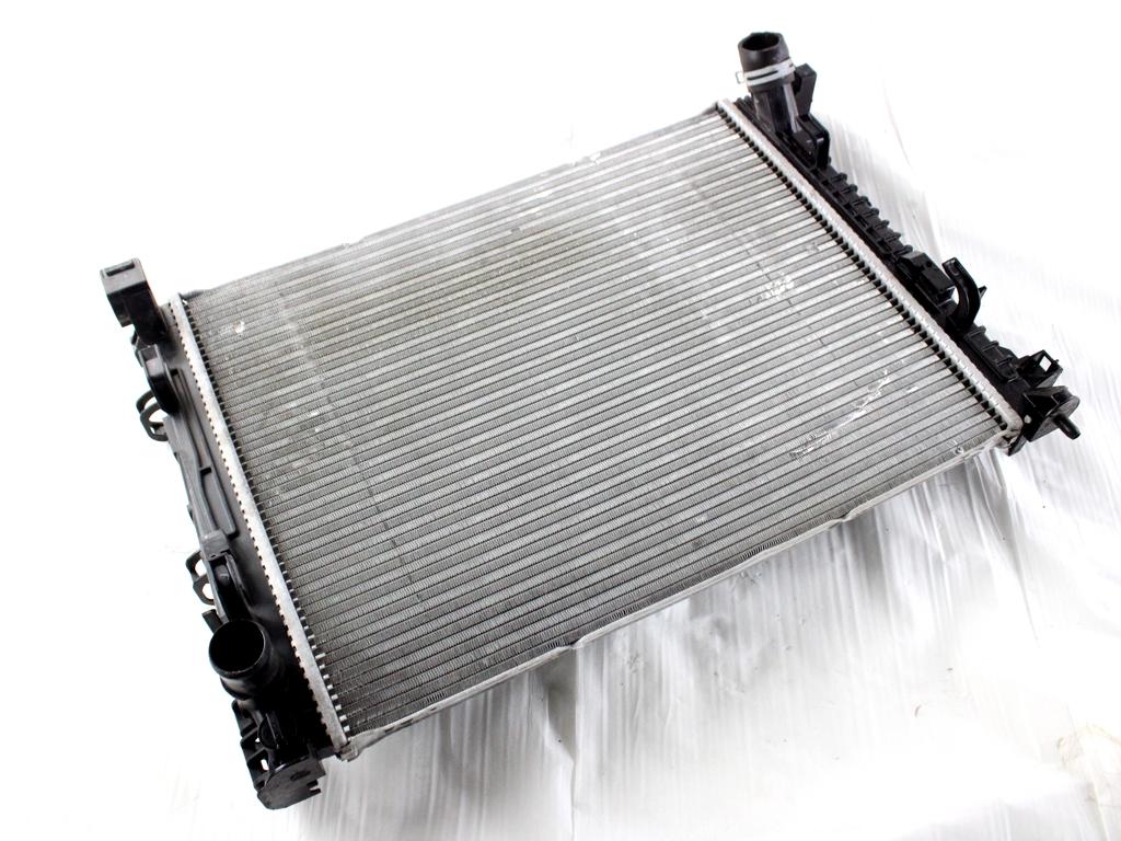 214107347R RADIATORE ACQUA DACIA SANDERO 1.0 B 67KW 6M 5P (2023) RICAMBIO USATO