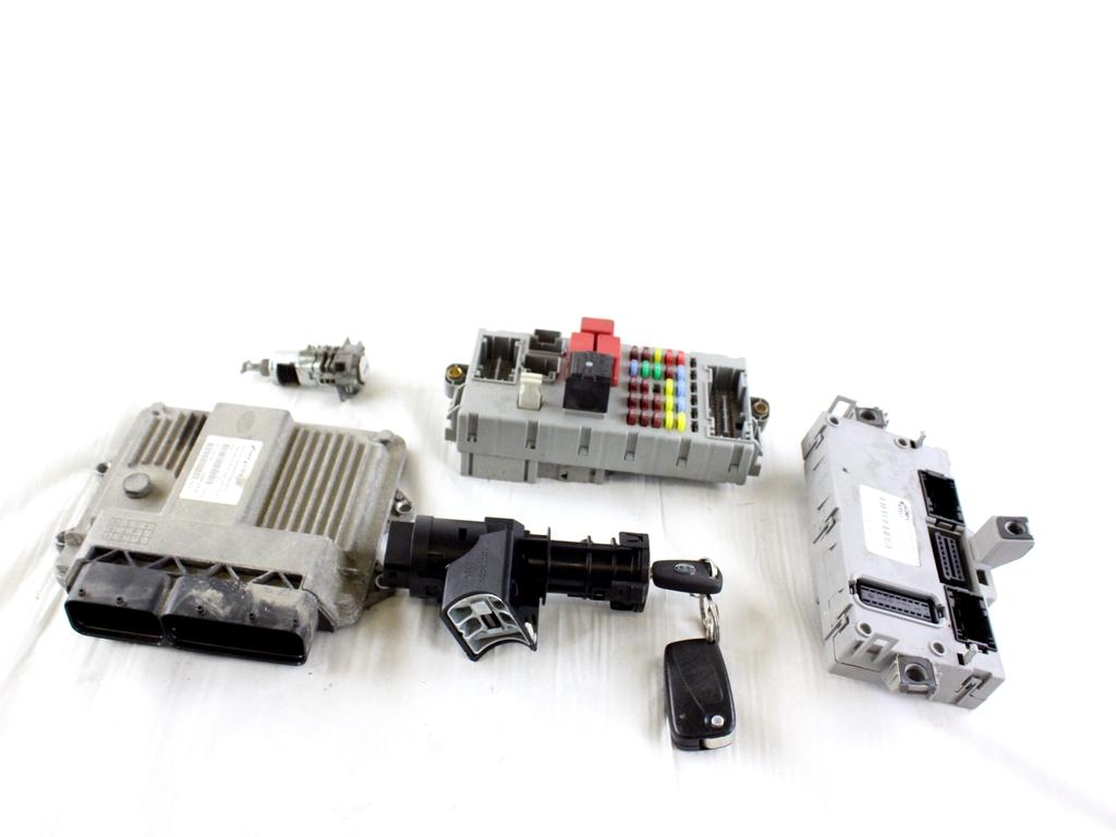 51816274 KIT ACCENSIONE AVVIAMENTO LANCIA MUSA 1.3 D 66KW 5M 5P (2008) RICAMBIO USATO CON CENTRALINA MOTORE, BLOCCHETTI ACCENSIONE APERTURA CON CHIAVE 467601520 51799305 51799306