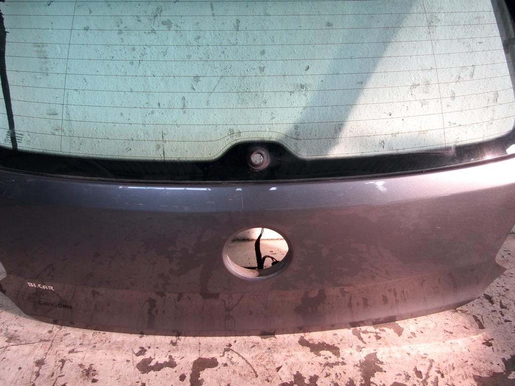 6R6827025C PORTELLONE COFANO POSTERIORE BAULE VOLKSWAGEN POLO 1.2 B 44KW 5M 5P (2014) RICAMBIO USATO CON LUNOTTO TERMICO