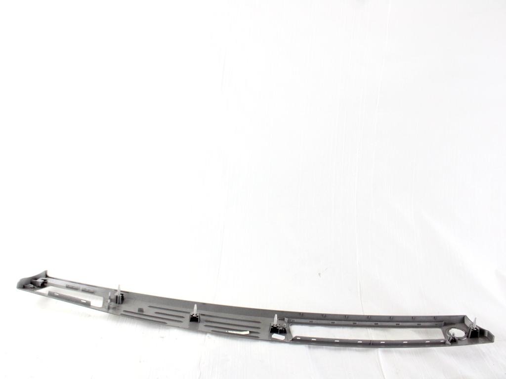 7132845 MODANATURA LISTELLO INTERNO CRUSCOTTO LATO DESTRO BMW SERIE 3 320 D E91 SW 2.0 D 130KW AUT 5P (2010) RICAMBIO USATO