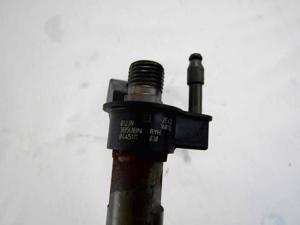7823461 INIETTORE DIESEL BMW SERIE 5 525XD SW F11 2.0 D 160KW 4X4 AUT 5P (2016) RICAMBIO USATO 0445117030