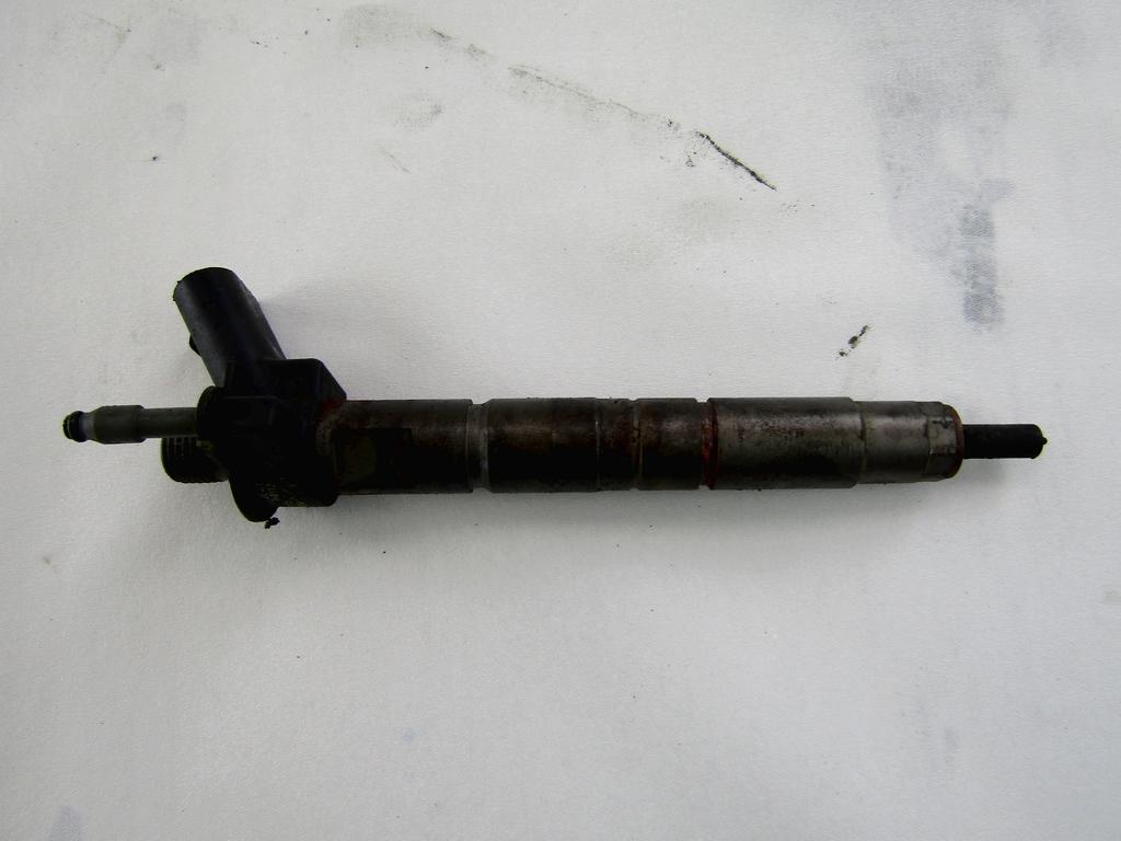 7823461 INIETTORE DIESEL BMW SERIE 5 525XD SW F11 2.0 D 160KW 4X4 AUT 5P (2016) RICAMBIO USATO 0445117030