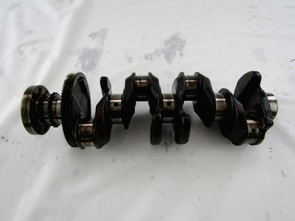 11217803479 ALBERO MOTORE BMW SERIE 5 525XD SW F11 2.0 D 160KW 4X4 AUT 5P (2016) RICAMBIO USATO