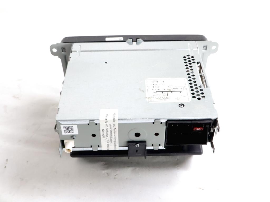 5M0035156D AUTORADIO SISTEMA MULTIMEDIALE VOLKSWAGEN POLO 1.2 B 44KW 5M 5P (2014) RICAMBIO USATO (NON FORNIAMO CODICE AUTORADIO, MA SOLO NUMERO DI TELAIO VEICOLO)