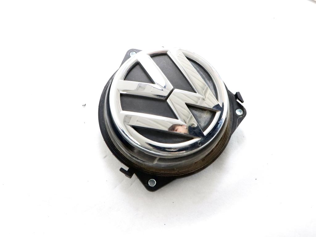 6R6827469D MANIGLIA ESTERNA STEMMA PORTELLONE COFANO POSTERIORE BAULE VOLKSWAGEN POLO 1.2 B 44KW 5M 5P (2014) RICAMBIO USATO
