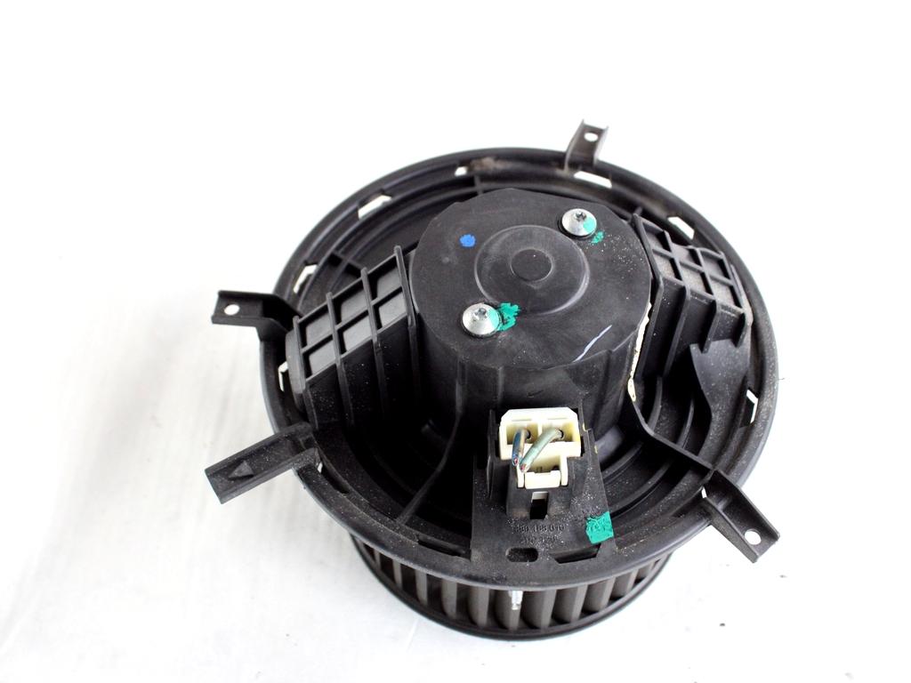 68038189AA MOTORINO VENTOLA VENTILAZIONE ABITACOLO POSTERIORE DODGE JOURNEY 2.7 B 136KW AUT 5P (2010) RICAMBIO USATO 