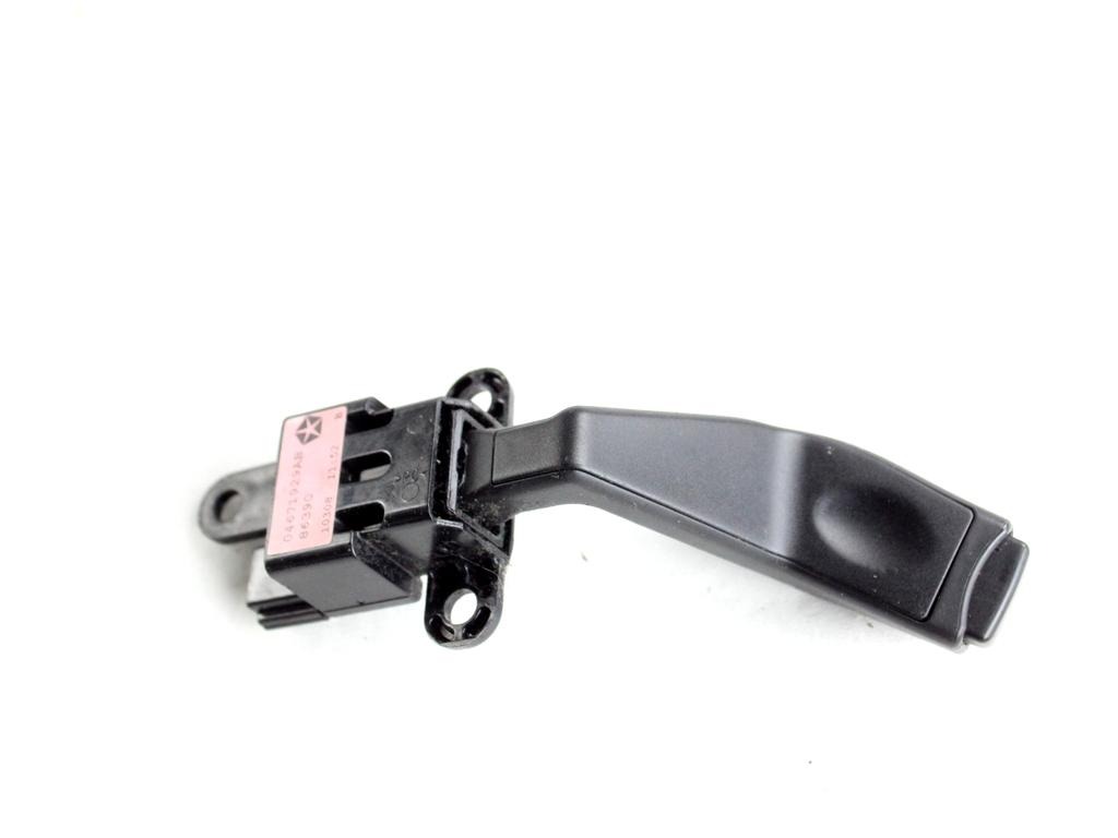 04671929AB COMANDI CRUISE CONTROL AL VOLANTE DODGE JOURNEY 2.7 B 136KW AUT 5P (2010) RICAMBIO USATO 