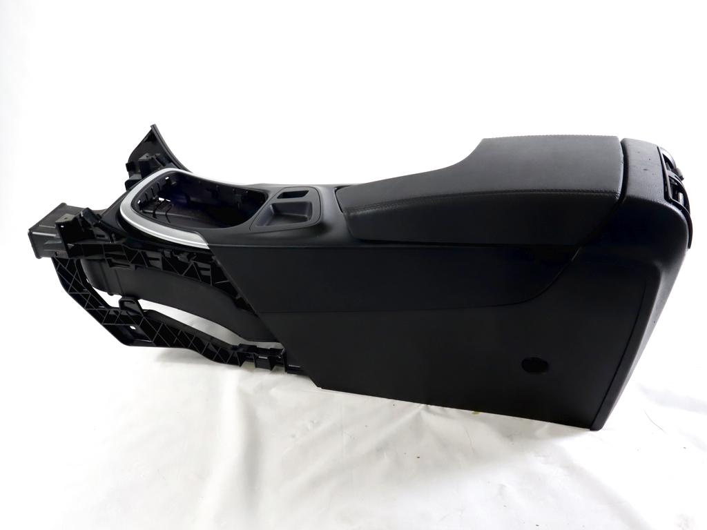 22792666 TUNNEL CENTRALE CON BRACCIOLO IN PELLE OPEL INSIGNIA A SW 2.0 D 118KW AUT 5P (2010) RICAMBIO USATO