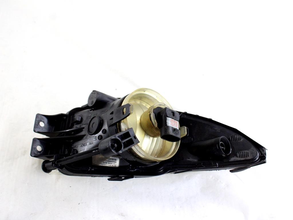 13226829 FARO FANALE PROIETTORE FENDINEBBIA ANTERIORE DESTRO OPEL INSIGNIA A SW 2.0 D 118KW AUT 5P (2010) RICAMBIO USATO
