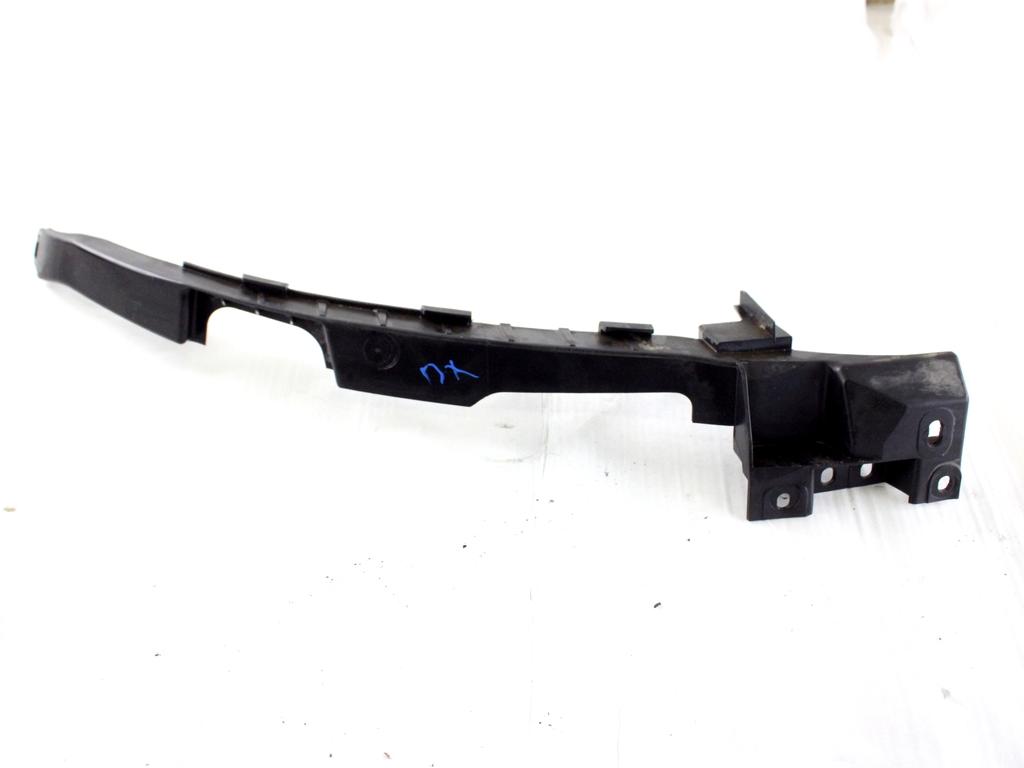 13250571 SUPPORTO PARAURTI ANTERIORE LATO DESTRO OPEL INSIGNIA A SW 2.0 D 118KW AUT 5P (2010) RICAMBIO USATO