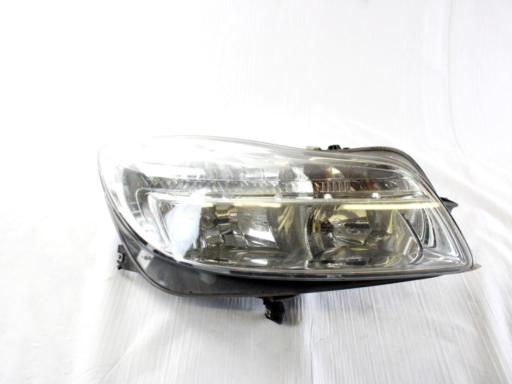 22831927 FARO FANALE ANTERIORE DESTRO OPEL INSIGNIA A SW 2.0 D 118KW AUT 5P (2010) RICAMBIO USATO