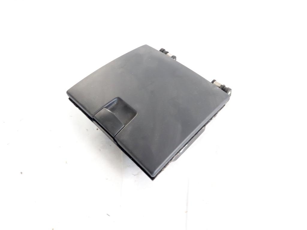 84745-2B000 CASSETTO PORTAOGGETTI SUPERIORE CRUSCOTTO HYUNDAI SANTAFE 2.2 D 4X4 114KW 5M 5P (2007) RICAMBIO USATO 