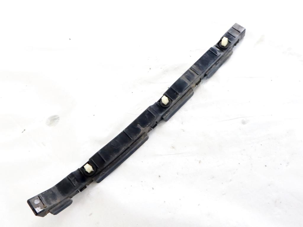 866142B000 STAFFA SUPPORTO PARAURTI POSTERIORE LATO DESTRO HYUNDAI SANTAFE 2.2 D 4X4 114KW 5M 5P (2007) RICAMBIO USATO 