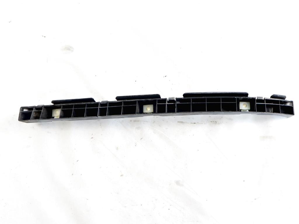 866152B000 STAFFA SUPPORTO PARAURTI POSTERIORE LATO SINISTRO HYUNDAI SANTAFE 2.2 D 4X4 114KW 5M 5P (2007) RICAMBIO USATO 