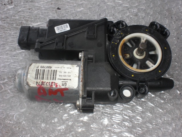 DVIZNI MEHANIZEM SPREDNIH STEKEL  OEM N.  ORIGINAL REZERVNI DEL OPEL CORSA C X01 R (2004 - 10/2006) DIESEL LETNIK 2004