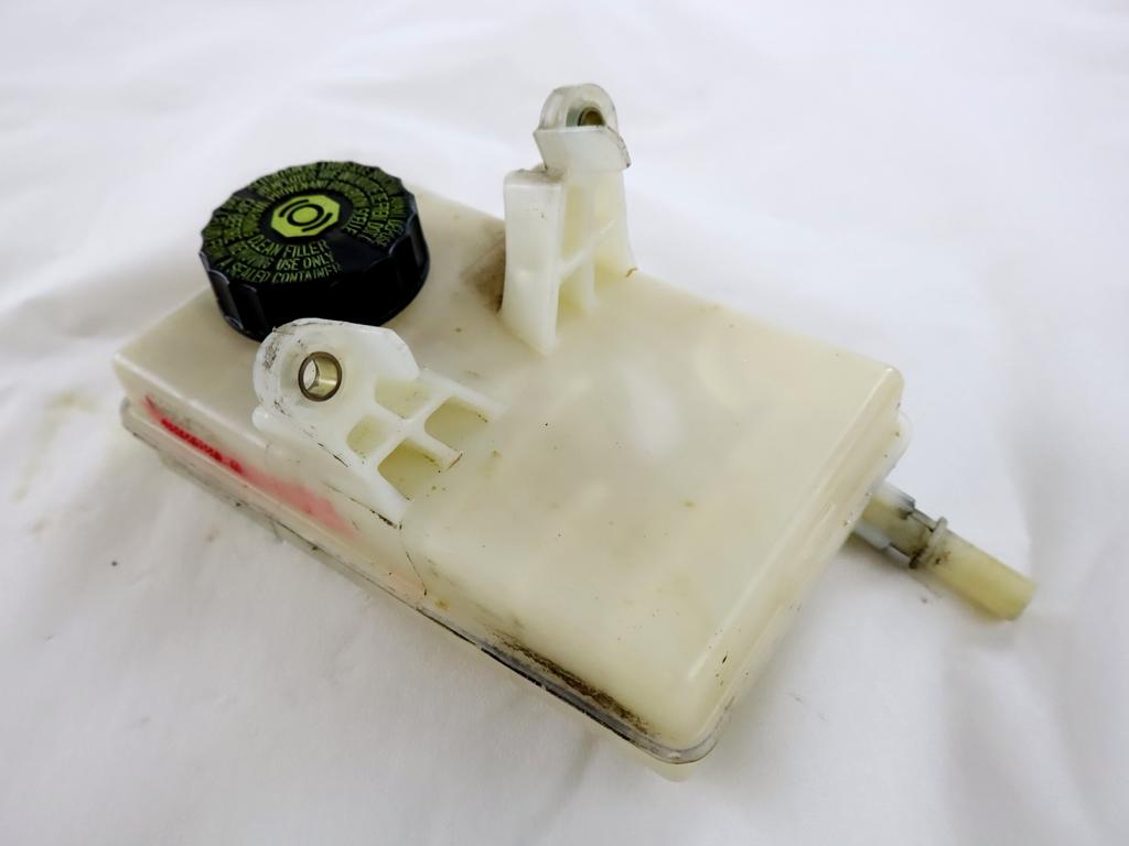 9680907780 VASCHETTA SERBATOIO LIQUIDO FRENI PEUGEOT 3008 1.6 D 80KW 6M 5P (2009) RICAMBIO USATO 03.3558-1505.3