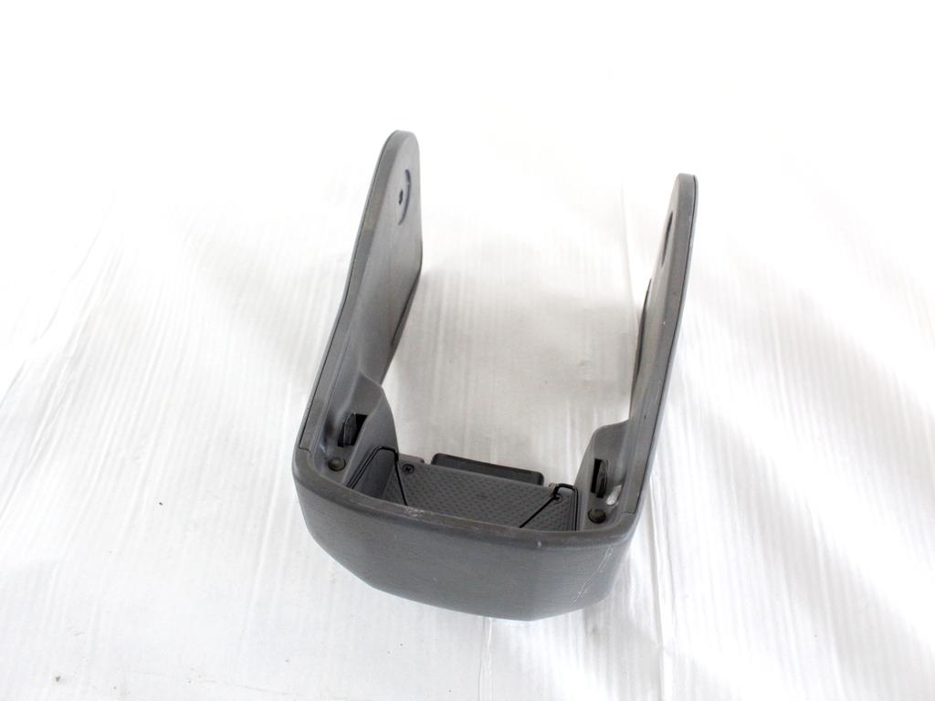 5563042010B0 RIVESTIMENTO TUNNEL CENTRALE POSTERIORE TOYOTA RAV4 2.0 D 4X4 85KW 5M 5P (2003) RICAMBIO USATO 