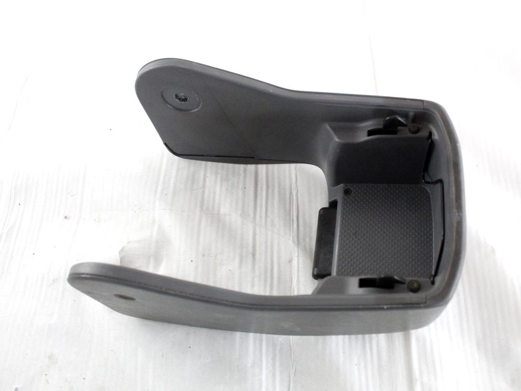 5563042010B0 RIVESTIMENTO TUNNEL CENTRALE POSTERIORE TOYOTA RAV4 2.0 D 4X4 85KW 5M 5P (2003) RICAMBIO USATO 