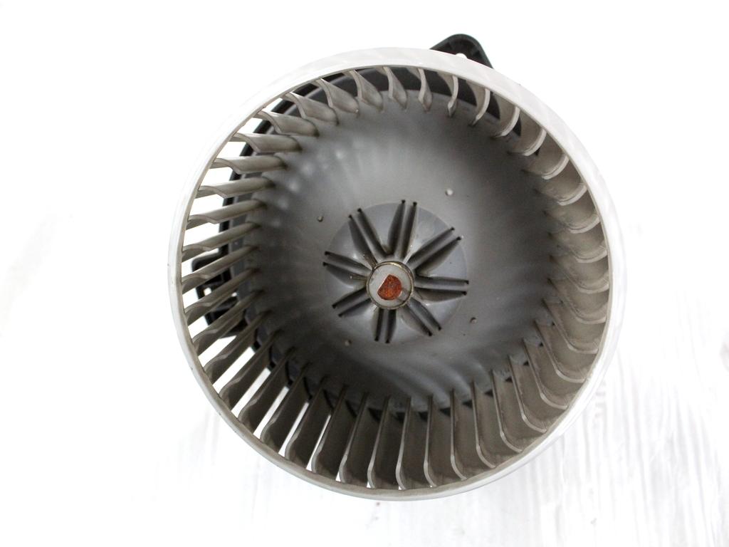 8710342040 MOTORINO VENTOLA VENTILAZIONE ABITACOLO TOYOTA RAV4 2.0 D 4X4 85KW 5M 5P (2003) RICAMBIO USATO 