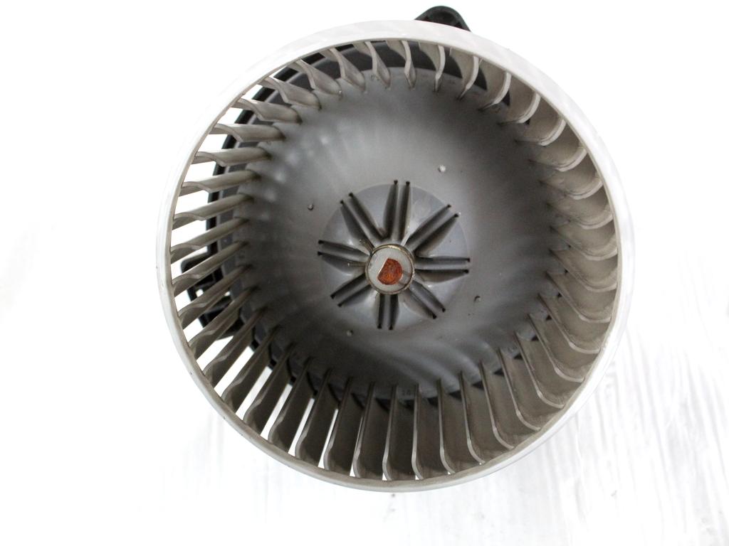 8710342040 MOTORINO VENTOLA VENTILAZIONE ABITACOLO TOYOTA RAV4 2.0 D 4X4 85KW 5M 5P (2003) RICAMBIO USATO 