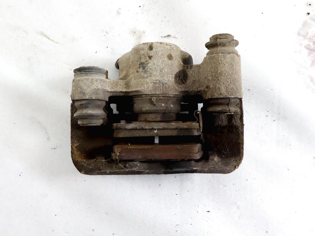 4773042050 PINZA FRENO POSTERIORE DESTRA TOYOTA RAV4 2.0 D 4X4 85KW 5M 5P (2003) RICAMBIO USATO 