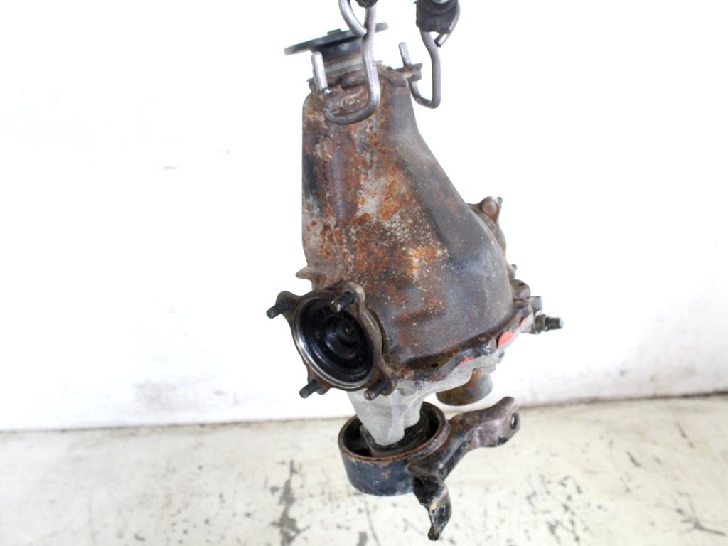 4111042011 DIFFERENZIALE POSTERIORE TOYOTA RAV4 2.0 D 4X4 85KW 5M 5P (2003) RICAMBIO USATO 