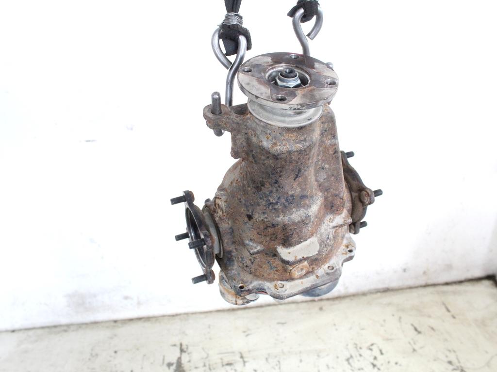 4111042011 DIFFERENZIALE POSTERIORE TOYOTA RAV4 2.0 D 4X4 85KW 5M 5P (2003) RICAMBIO USATO 