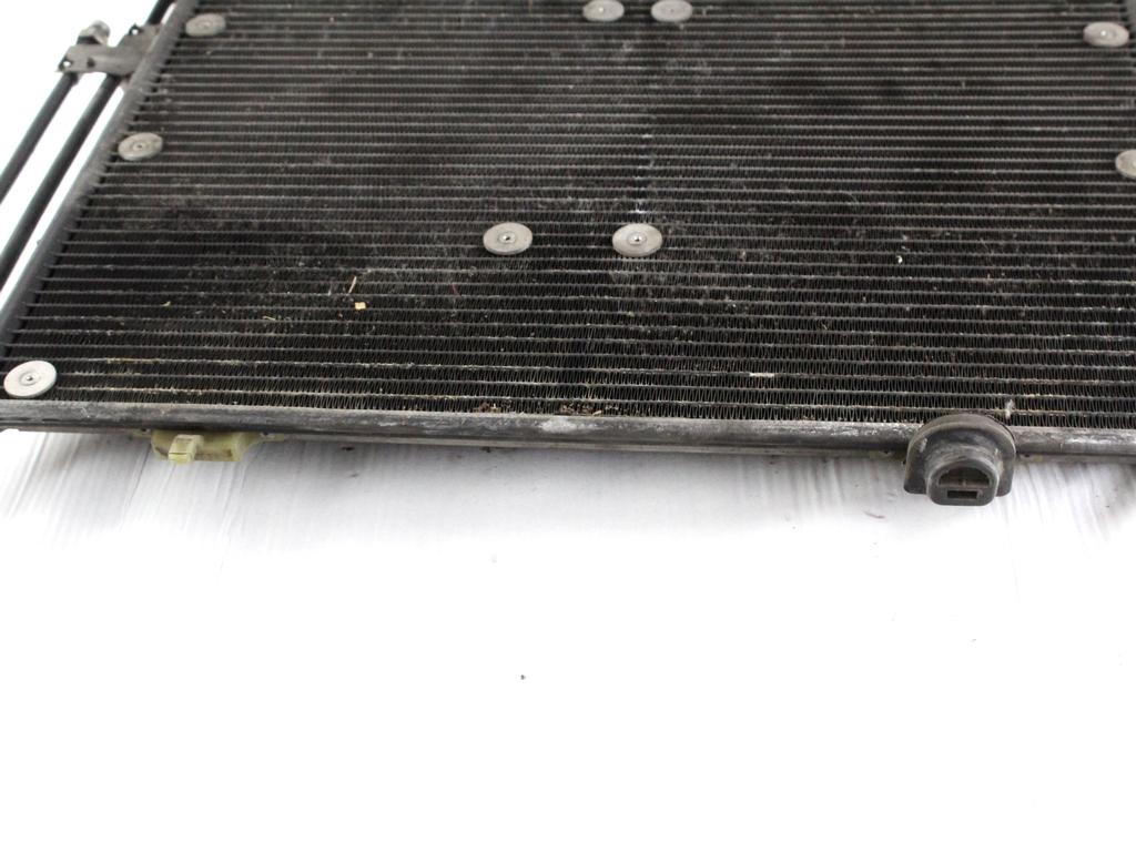A2028300870 CONDENSATORE RADIATORE CLIMATIZZATORE CLIMA A/C MERCEDES CLASSE CLK 200 A208 2.0 B 120KW 6M 2P (2001) RICAMBIO USATO 