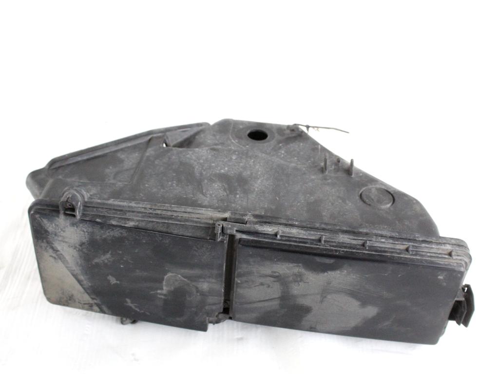 2085400050 CENTRALINA FUSIBILIERA SCATOLA FUSIBILI RELÈ MERCEDES CLASSE CLK 200 A208 2.0 B 120KW 6M 2P (2001) RICAMBIO USATO 