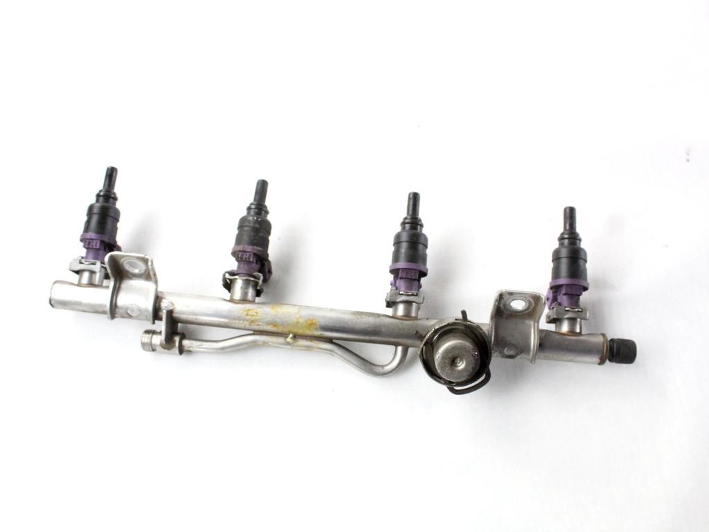 A1110703095 TUBO INIEZIONE CON SERIE INIETTORI BENZINA MERCEDES CLASSE CLK 200 A208 2.0 B 120KW 6M 2P (2001) RICAMBIO USATO 